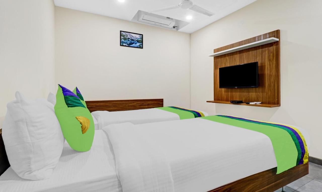 Treebo Purple Orchid Boutique Hotel Bangalore Bagian luar foto