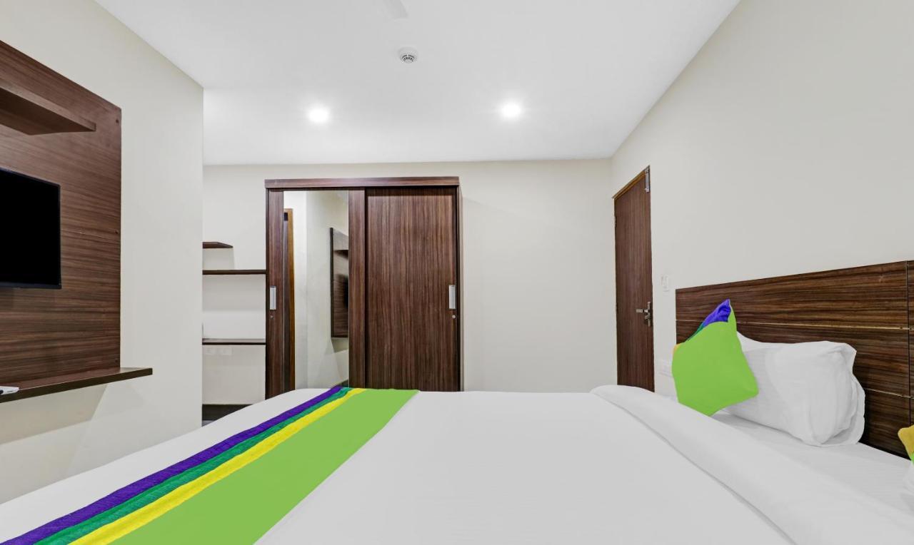 Treebo Purple Orchid Boutique Hotel Bangalore Bagian luar foto